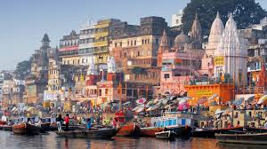 ନୂତନ ବର୍ଷ ଅବସରରେ ବହୁ ସଂଖ୍ୟାରେ ଭକ୍ତ ଏବଂ ପର୍ଯ୍ୟଟକ ବାରାଣାସୀ ଆସୁଥିବାରୁ ଗଙ୍ଗାରେ ଜାହାଜ ଚଳାଚଳ ନିଷେଧ ରହିବ |